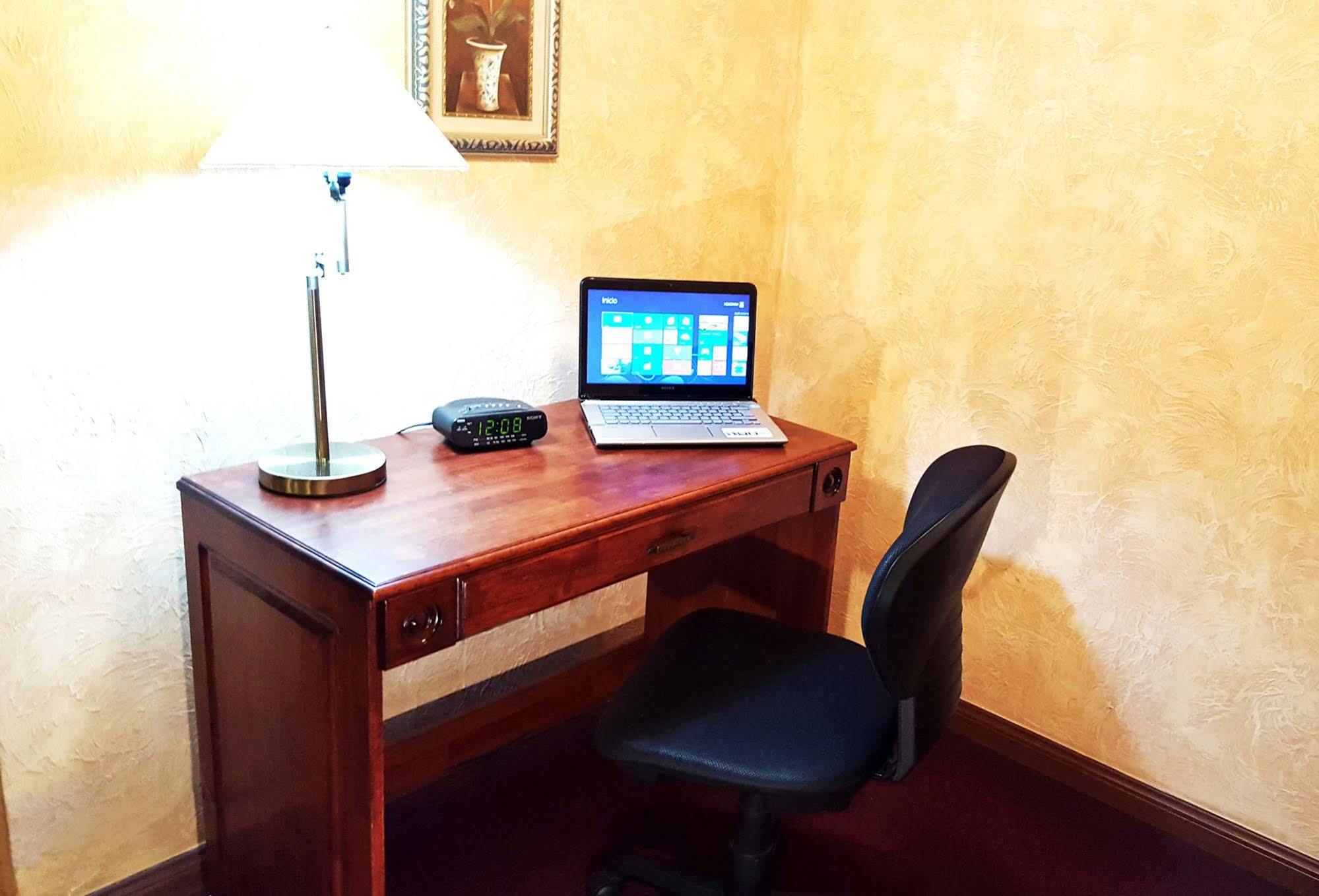 Hotel Guatemala Inn Εξωτερικό φωτογραφία